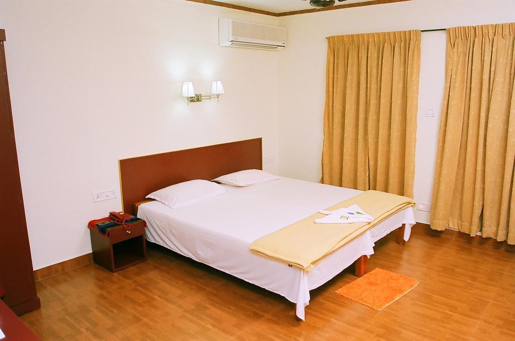 โรงแรมสรินิวัส Kochi ห้อง รูปภาพ